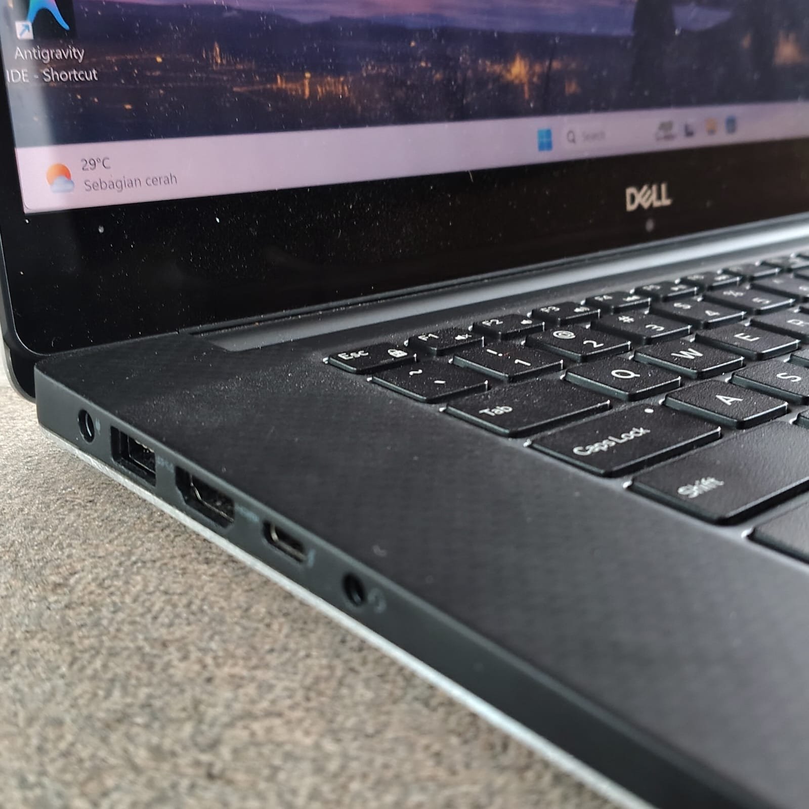 Thumbnail 5 - Dell Precision 5530