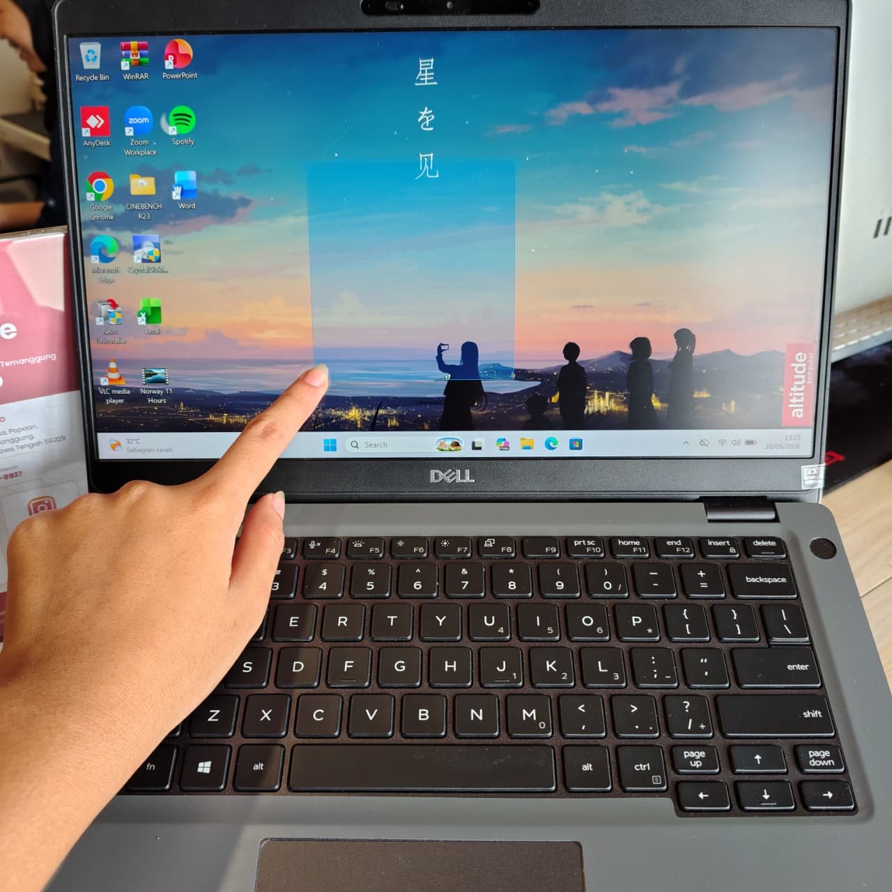 Thumbnail 3 - Dell 5300