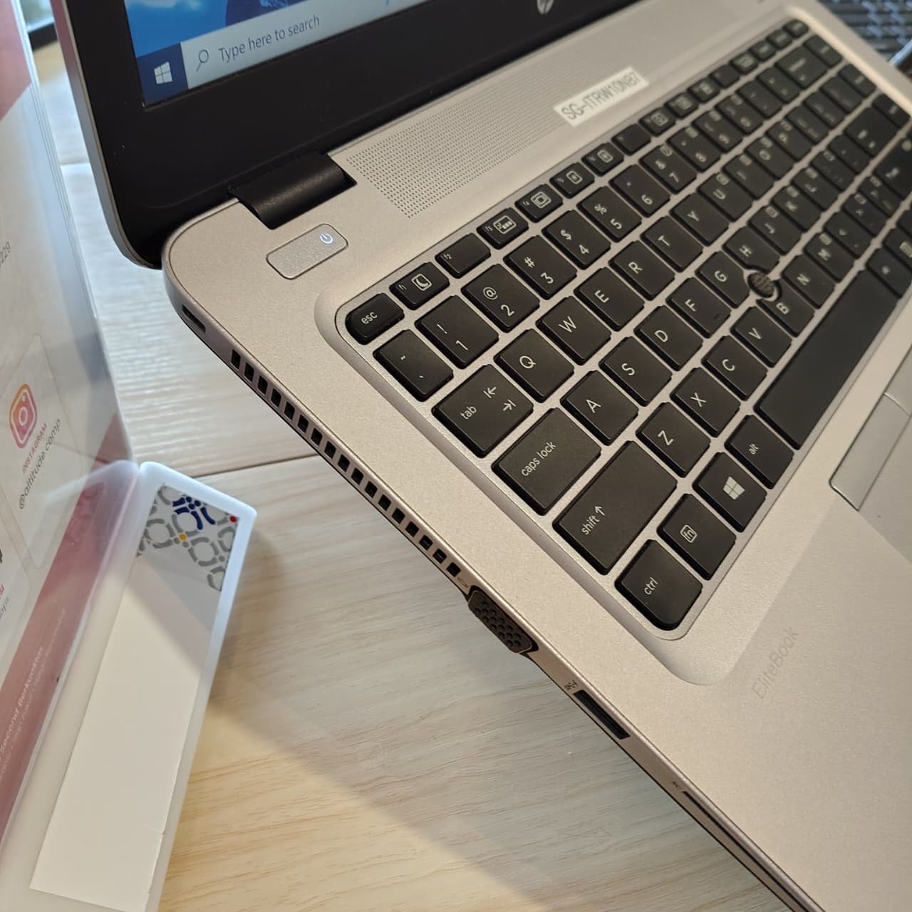 Thumbnail 3 - HP Elitebook 840 G3