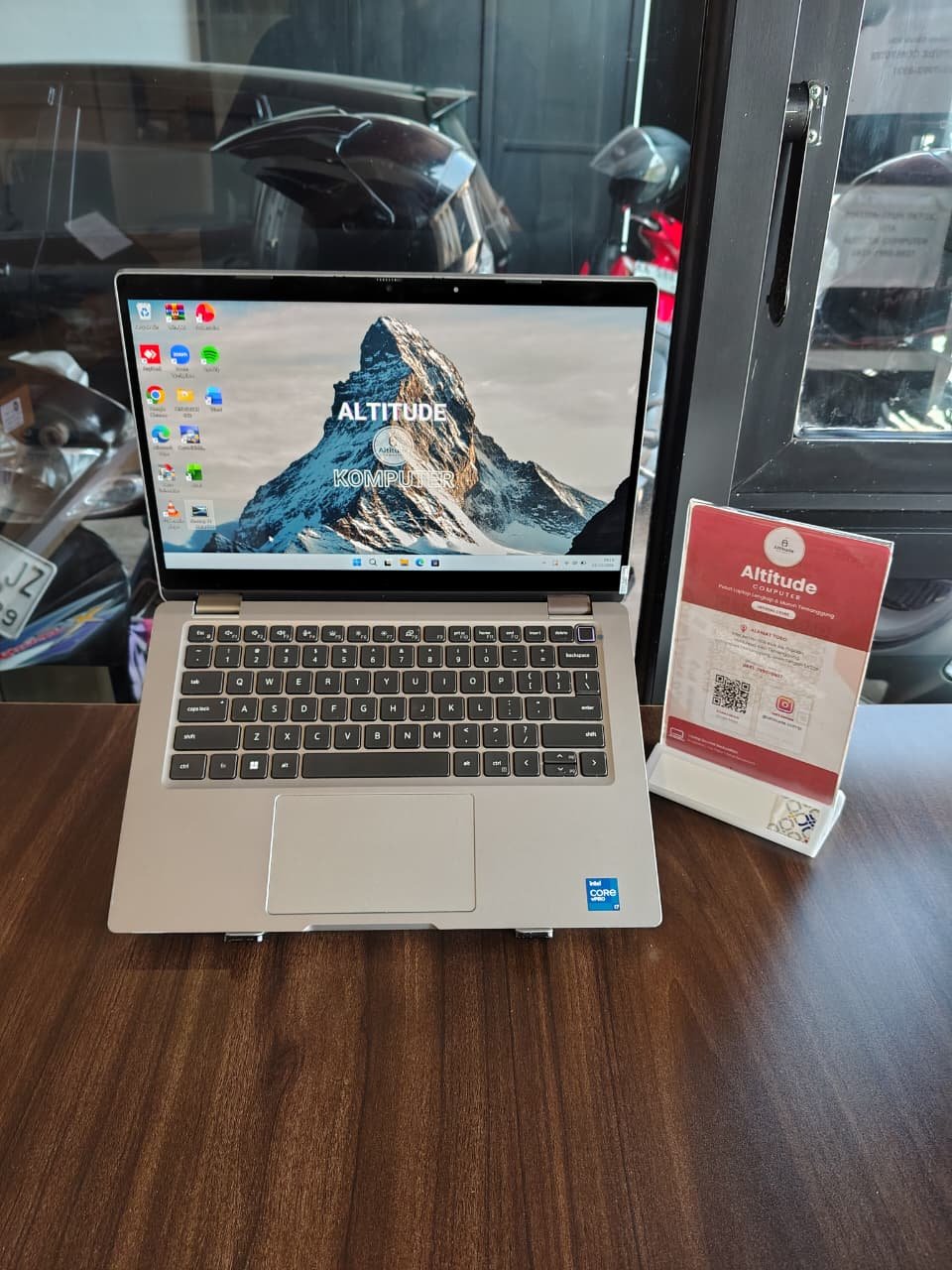 Thumbnail 2 - Dell Latitude 5320 2in1