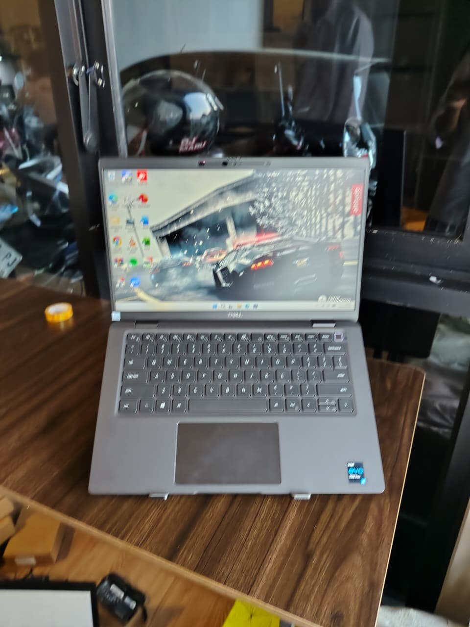 Thumbnail 2 - Dell Latitude 7420
