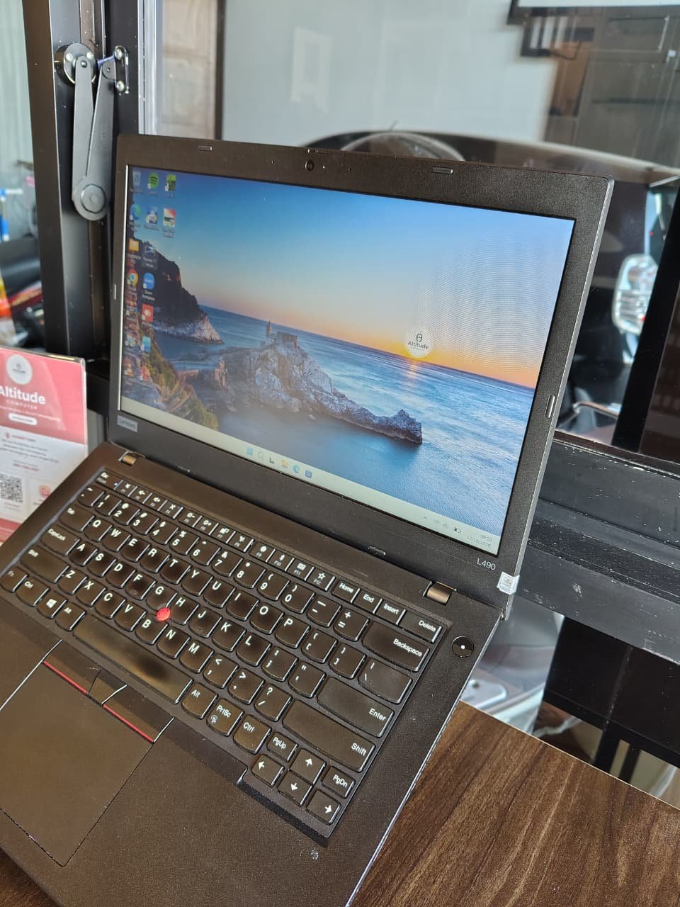 Thumbnail 2 - Thinkpad L490